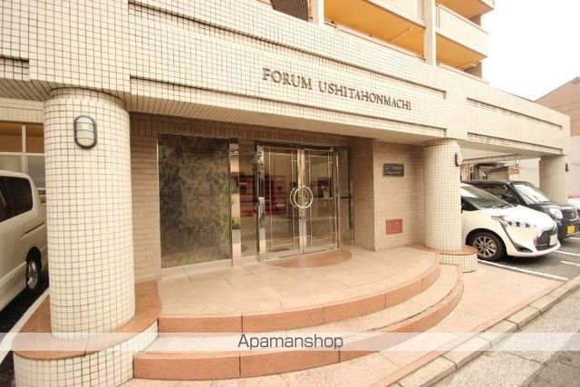フォーラム牛田本町の玄関写真