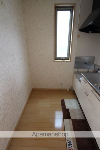 メゾンスカイヒルズ J棟の内装写真