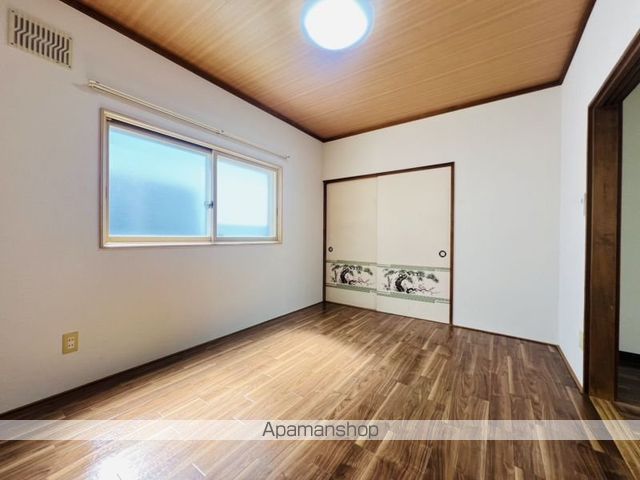 パレーシャルハッピー3の内装写真