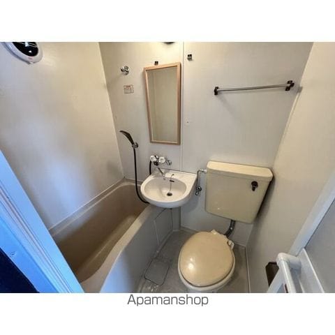ユニバーサル島田の内装写真