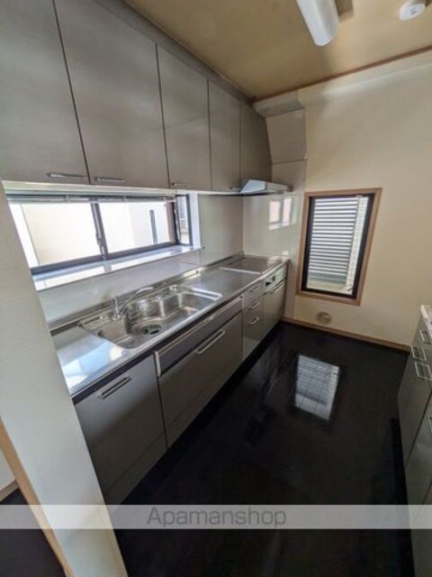 四つ木３丁目戸建て[2LDK/80.31m2]のキッチン
