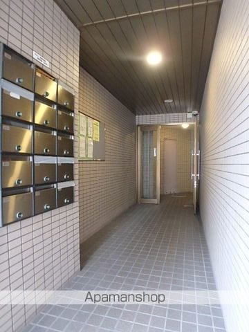 サンハイツ園部の玄関写真