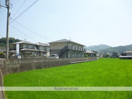 ヴェルデュこんどう[2DK/40.92m2]の外観3