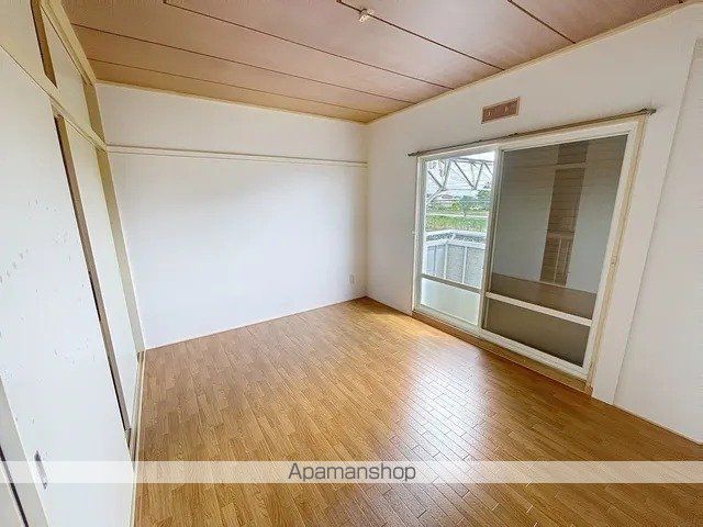 パーク駅前ハイツCの内装写真