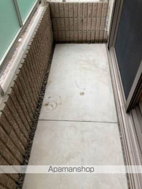 和歌山県和歌山市岡山丁[2LDK/57.55m2]のバルコニー