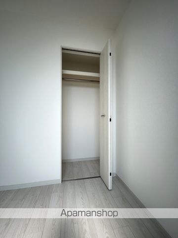 Ｌｅｃｌｅｒｃ　ＩｚｕｍｉｓａｎｏⅡ[2LDK/41.43m2]の収納