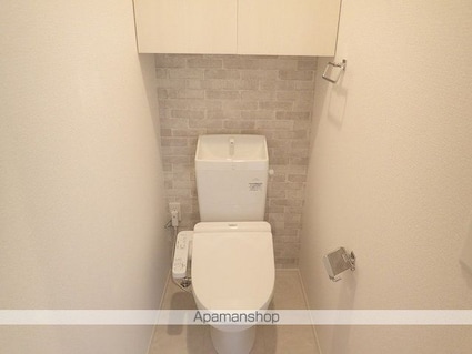 ルミエールＭＫ[2LDK/66.32m2]のトイレ