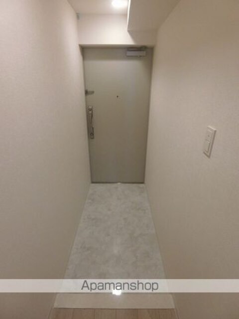 ＲＹＯＧＯＫＵ　ＳＴＡＴＩＯＮ　ＲＥＳＩＤＥＮＣＥ[1DK/40.44m2]の玄関