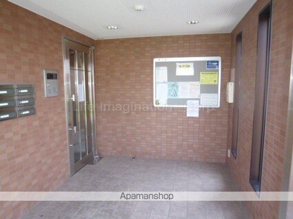 滋賀県蒲生郡日野町大字内池[1K/32.4m2]のエントランス