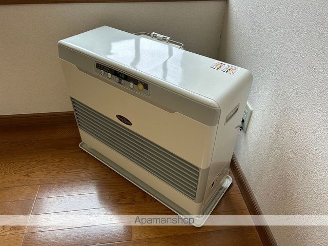 ファーレIの内装写真