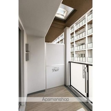 ＬＩＢＲ　ＧＲＡＮＴ　西新宿ＷＥＳＴ[1LDK/42.63m2]のバルコニー