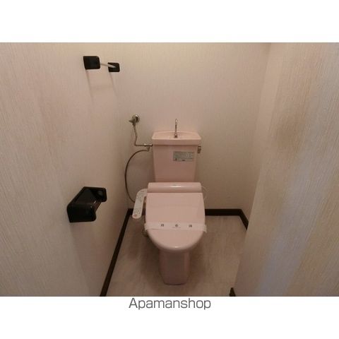 札幌市南区 3階建 築38年の内装写真