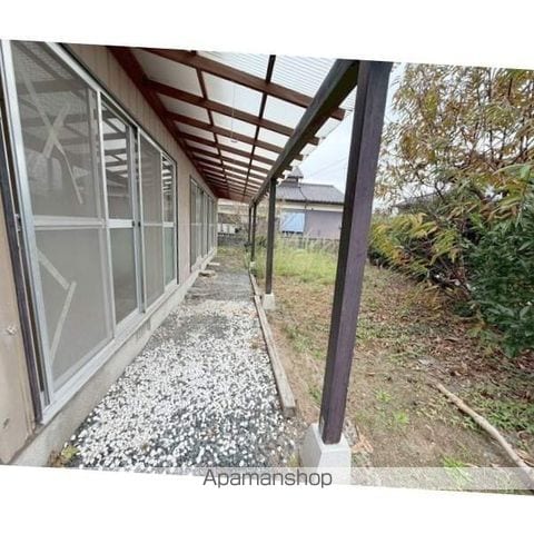 川上貸家の外観写真