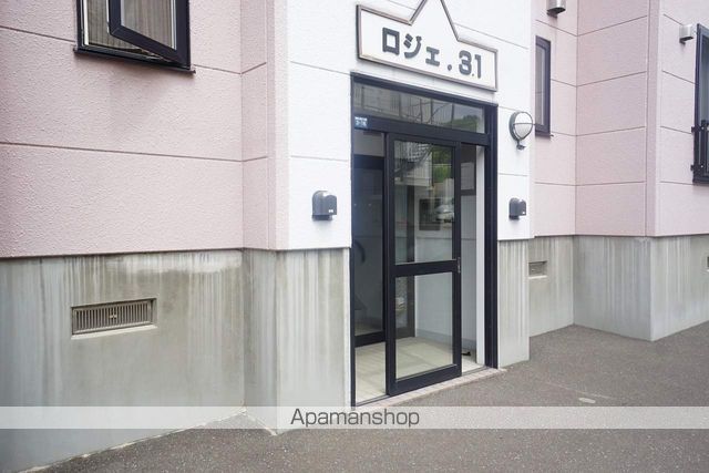 ロジェ・31の玄関写真