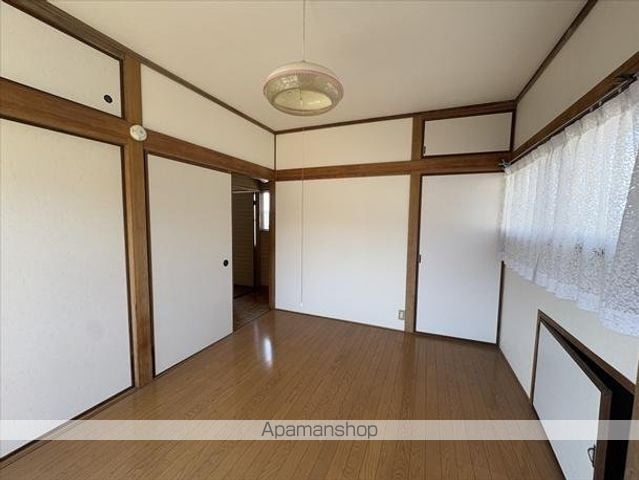 福山市 2階建 築48年の内装写真