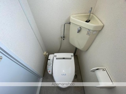 ヴィラ・アンソレイエ寺井町[3LDK/74.66m2]のトイレ