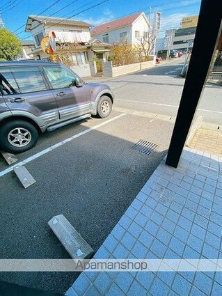 レオパレスコートサイド　ヴィラ[1K/19.87m2]の駐車場