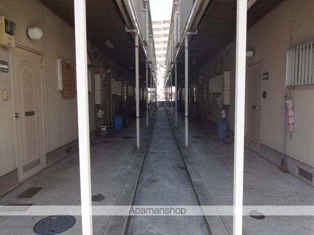 アイケイハイツ高井田の玄関写真