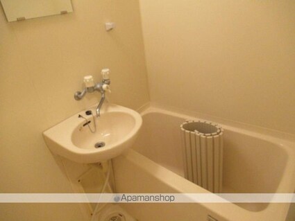 ヴィラージュＤ[1K/28.57m2]のバス