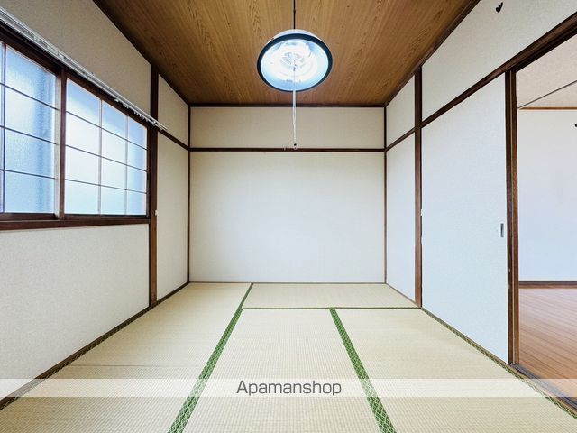 マンションあずま美原の内装写真