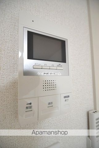 MODE EIGHT IIの内装写真