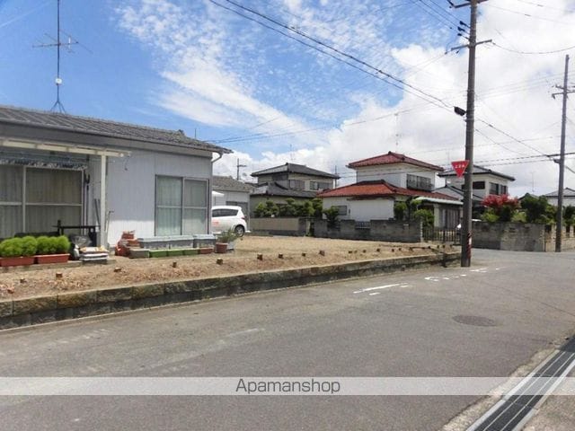 一戸建ての外観写真