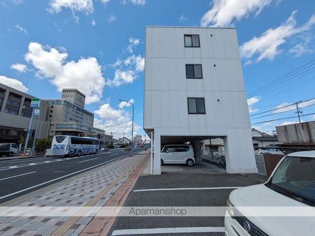 後楽苑マンションの外観写真