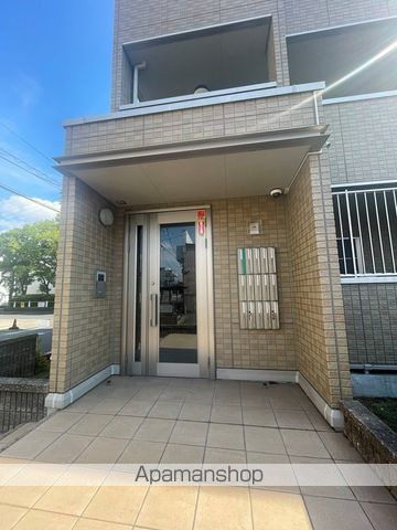 エクセレント アイランドの玄関写真