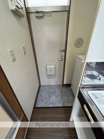 アルファ11の内装写真