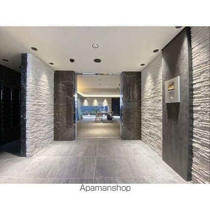 ＳーＲＥＳＩＤＥＮＣＥ鶴舞ＩＩ[1K/27.64m2]のロビー