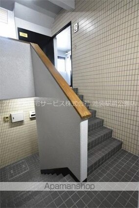 カレドセルクル[1K/18.08m2]の共用部1