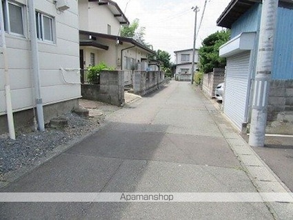 レジデンス銀河[2K/34.71m2]の周辺1