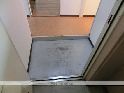 メゾン・ド・ムラジ[2DK/47.55m2]の玄関