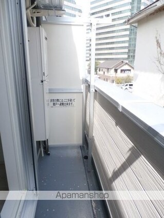 ロイヤルコート天王町[1R/16.14m2]のバルコニー