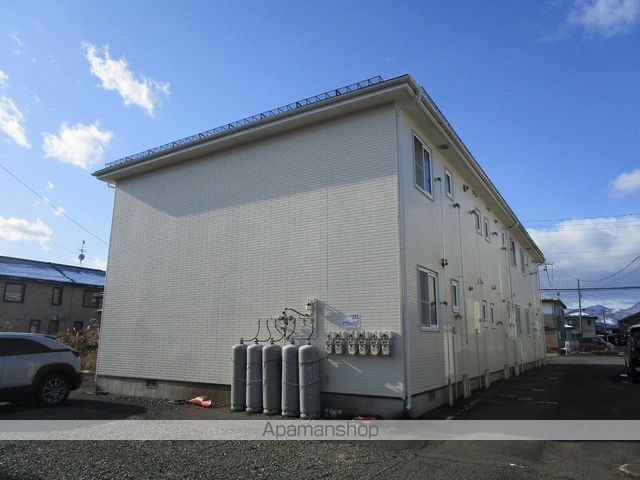アドラシオンII B棟の外観写真