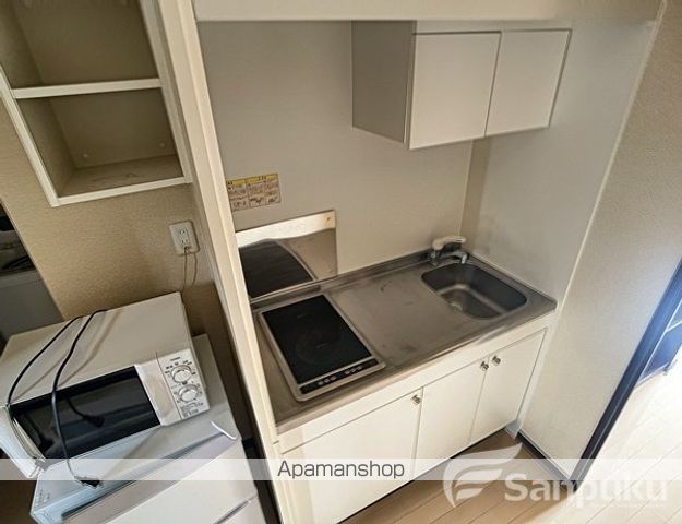 レオネクスト松山インターIIIの内装写真