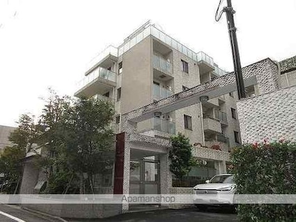 ロイヤルシーズン新宿柏木[2LDK/54.71m2]の外観