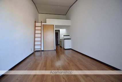 ホワイトヴィレッジ国見[1R/19.83m2]のリビング・居間