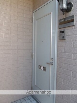 グレイスタウン　Ⅱ　Ａ[3DK/70.43m2]の玄関