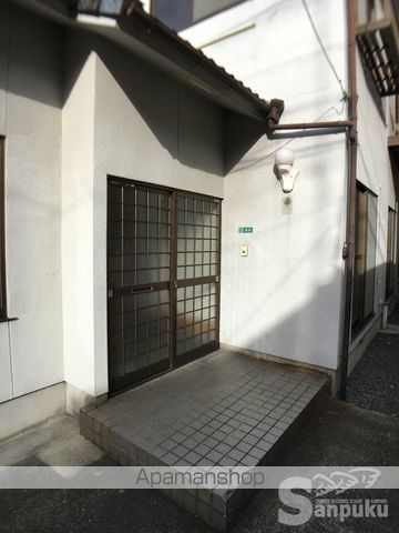 伊予鉄道郡中線 土橋駅 徒歩9分 2階建 築24年の玄関写真