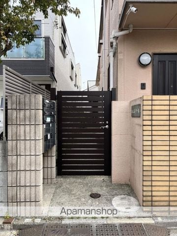 エスポワールの玄関写真
