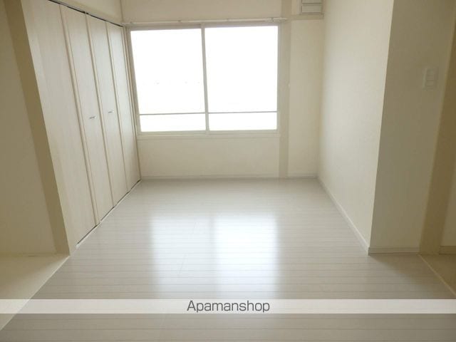 六条マンションの内装写真