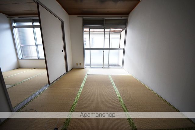 穂積ハイツの内装写真