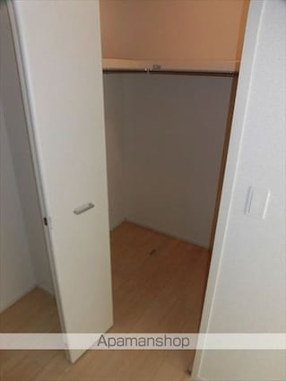 和歌山県和歌山市善明寺[2LDK/56.61m2]の収納