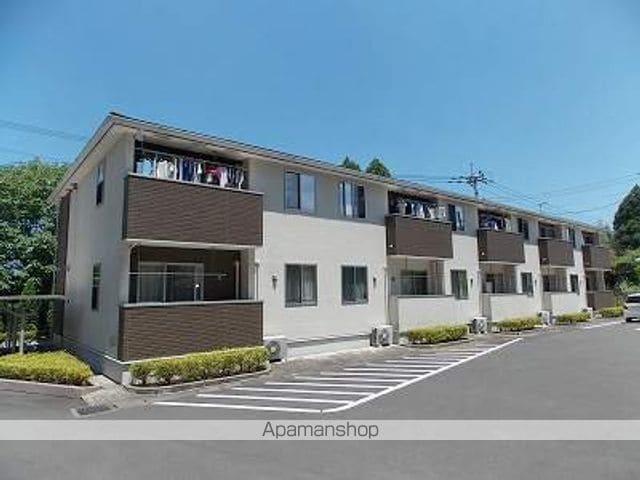 ヒルレジェンドの玄関写真