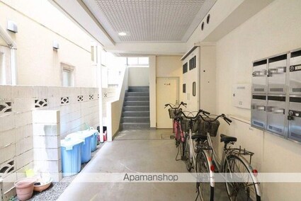 東京都武蔵野市境２丁目[1K/23.8m2]のエントランス