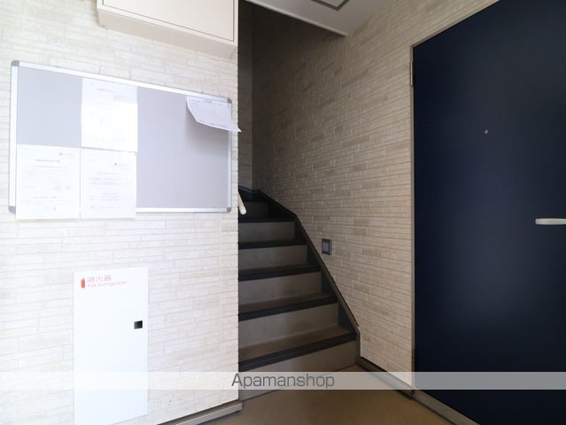RーSMART COVO新栄の内装写真