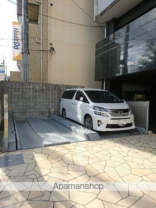 滋賀県大津市粟津町[1DK/28.32m2]の駐車場1