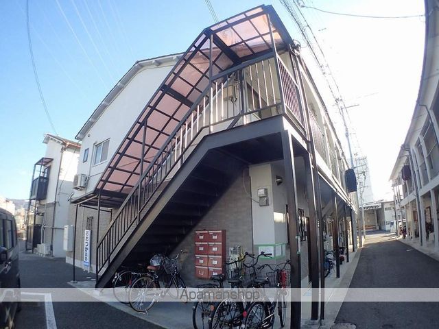白芳荘9号館の外観写真