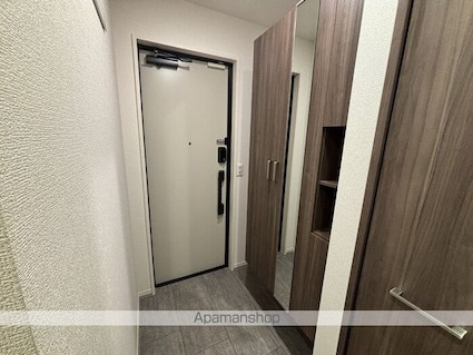 Ｄ’Ｂｌｅｓｓ上大岡[1LDK/45.4m2]の玄関